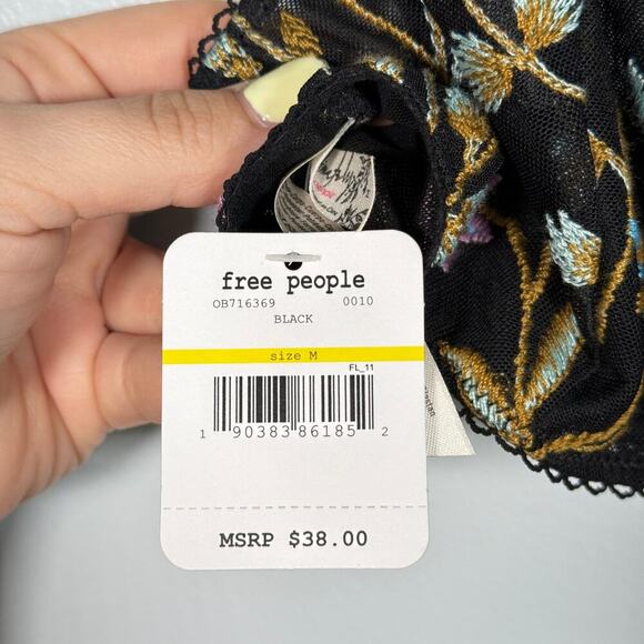 Free People Intimately Embroidered Floral Mesh Bralette NWT Size M Boho Festival - Picture 3 of 5